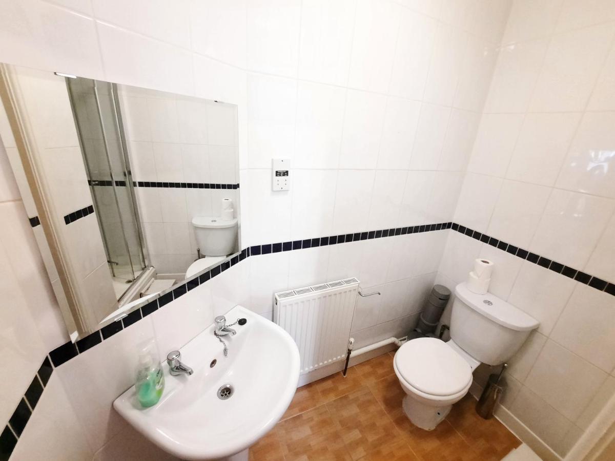 Addenro Apartments Саутхамптън Екстериор снимка